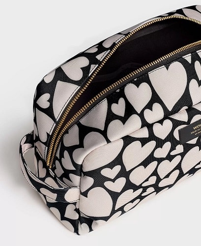 Black Love Large Toilertry Bag 3 jpg