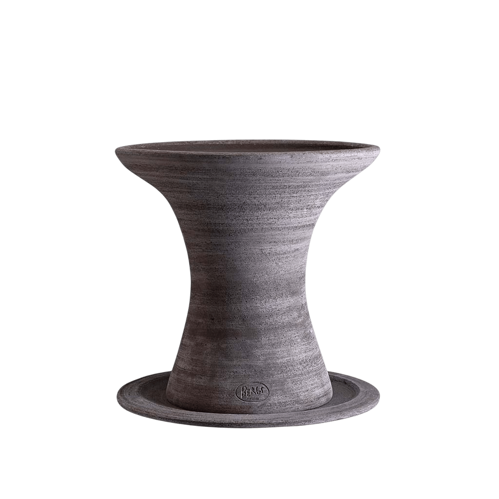 BERGS-POTTER_CELESTE_RAW_nogr_S_64A2537-_pack-resized-Photoroom-1.png