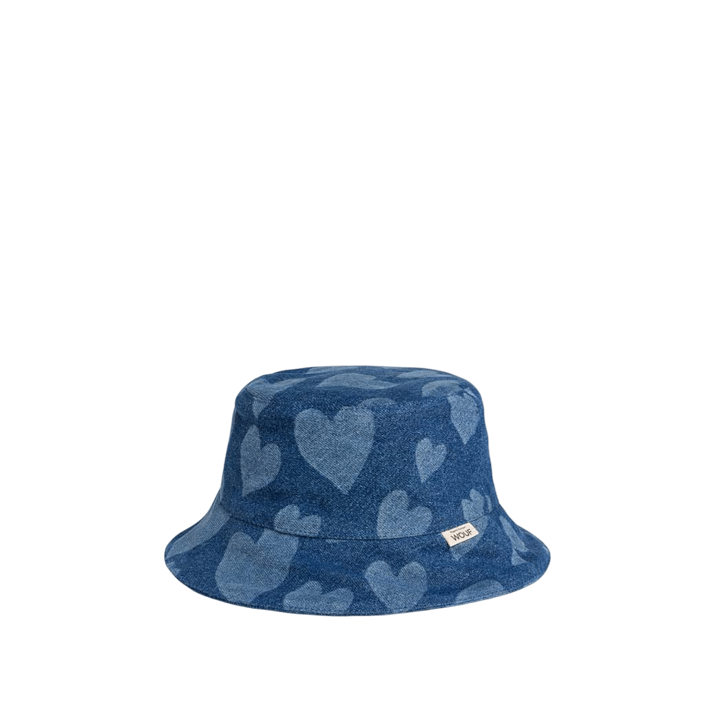 WOUF-HD230022-Bucket-Hat-Cuore-Front_l-resized-Photoroom.png