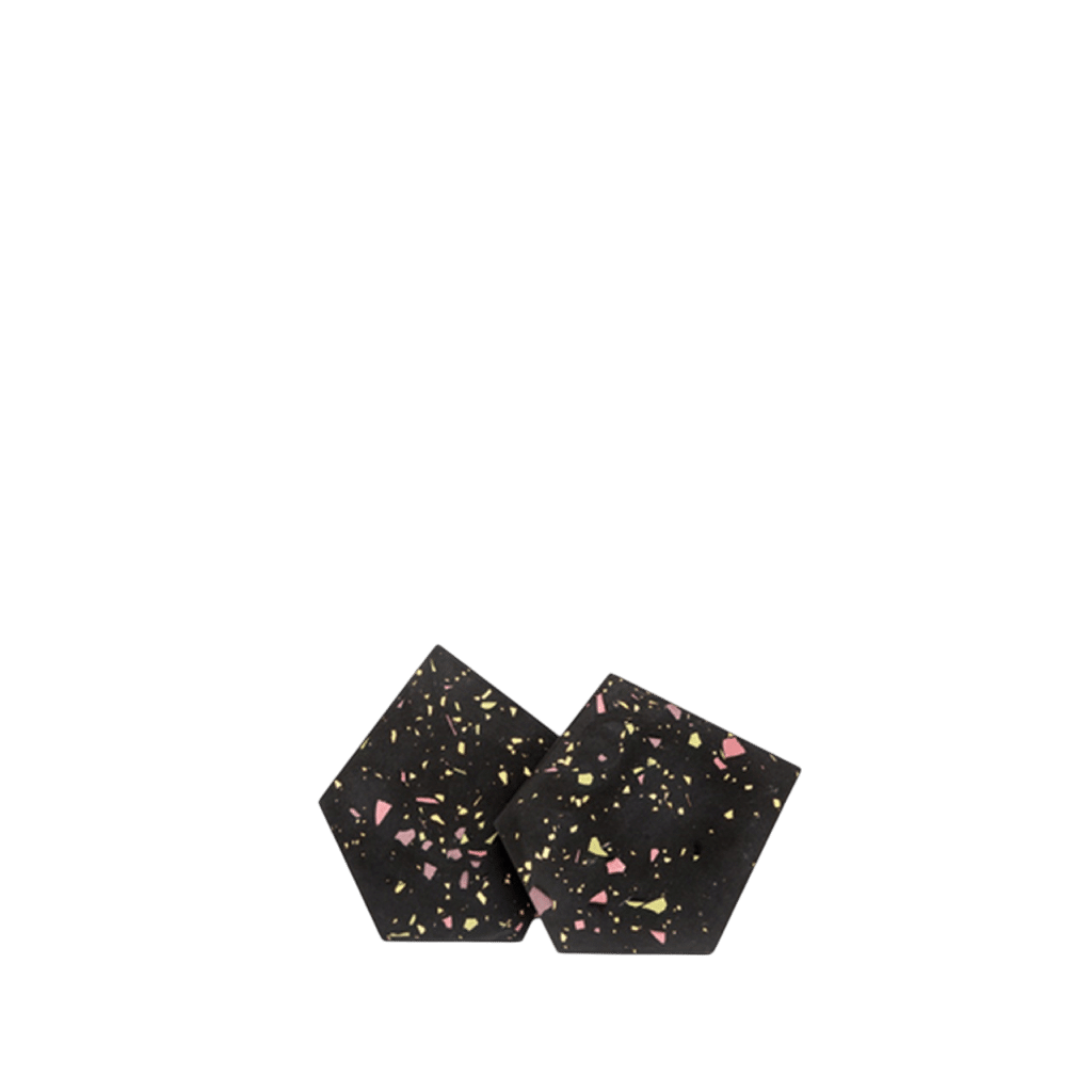 HDFR00302-Freckles-set-of-2-plates-2-Photoroom-1.png